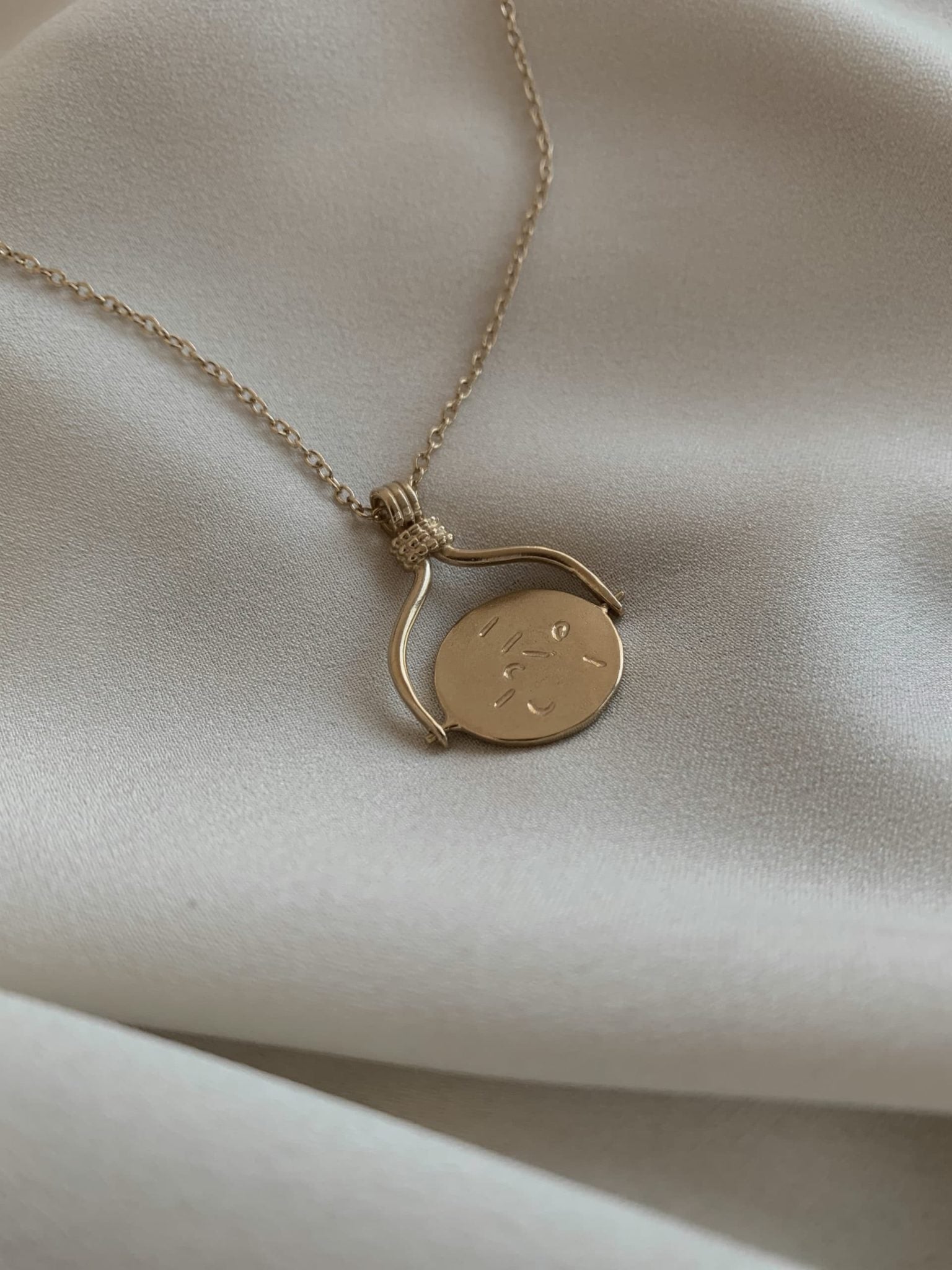 שרשרת אליס ILY 14K