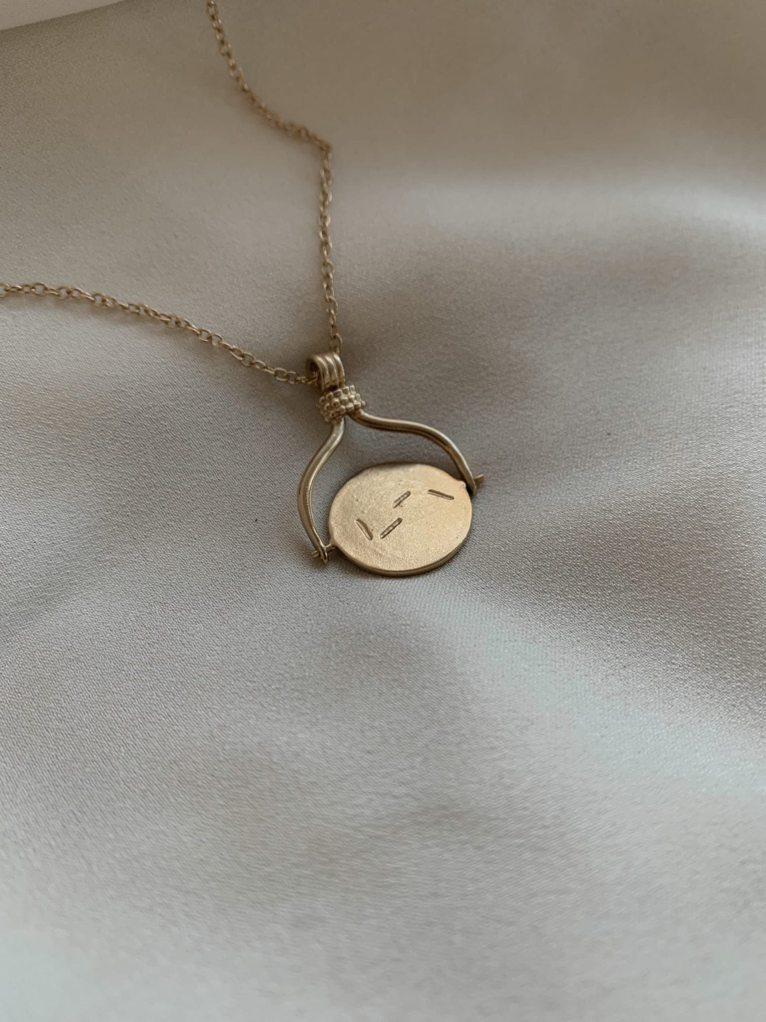 שרשרת אליס אהבה 14K