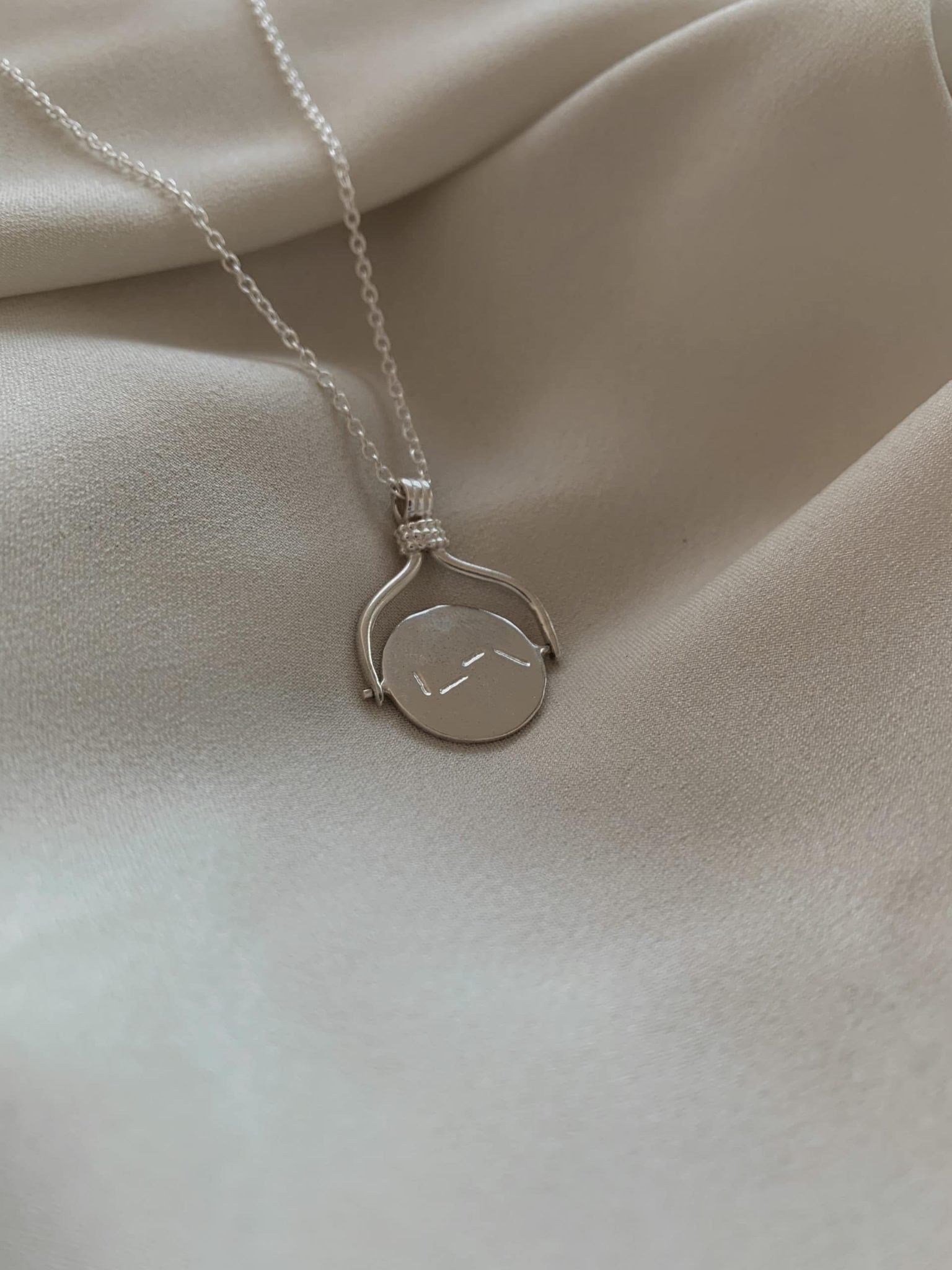 סט שרשראות כריס ואליס אהבה