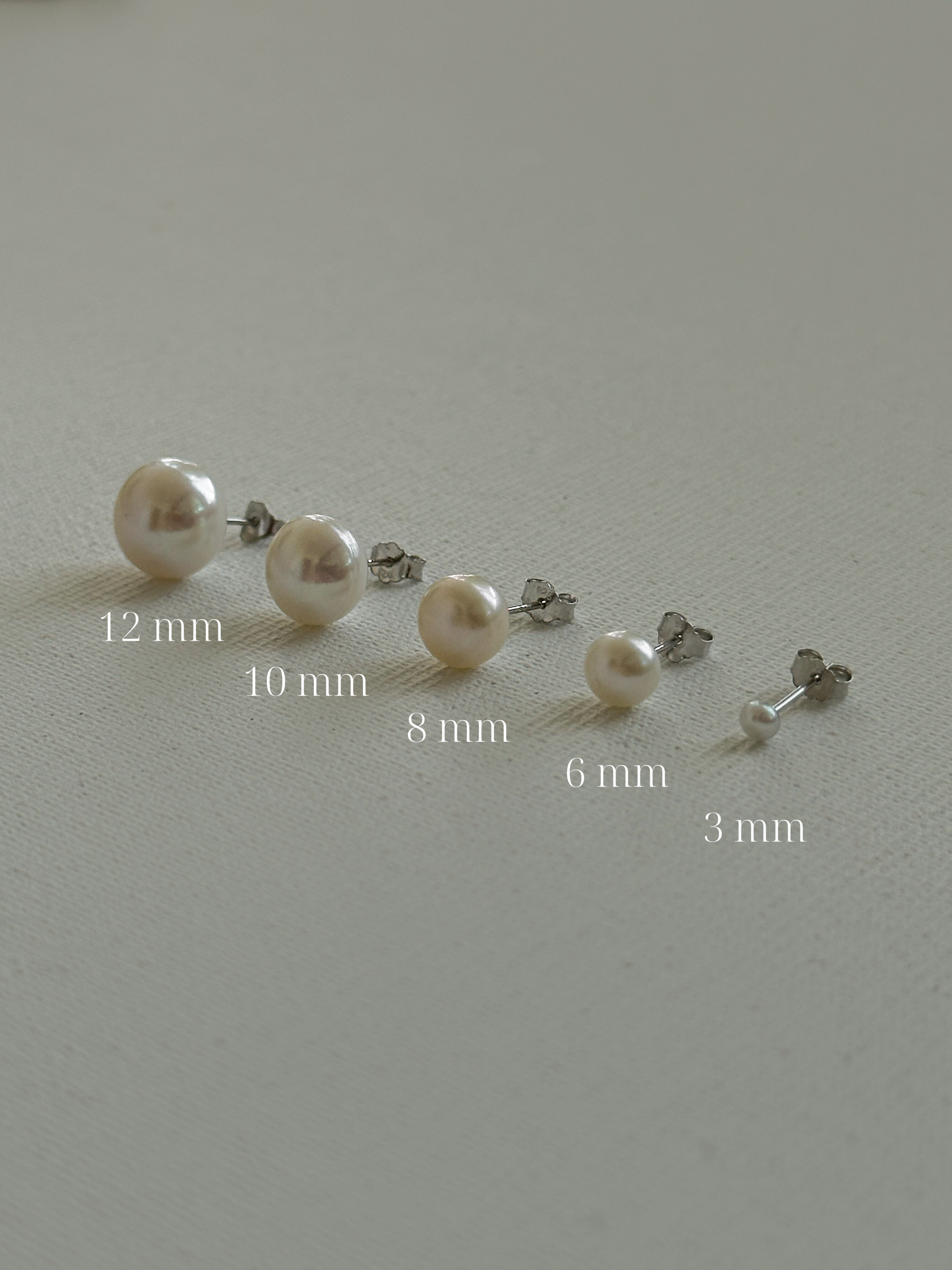 עגילי פנינה צמודים XS