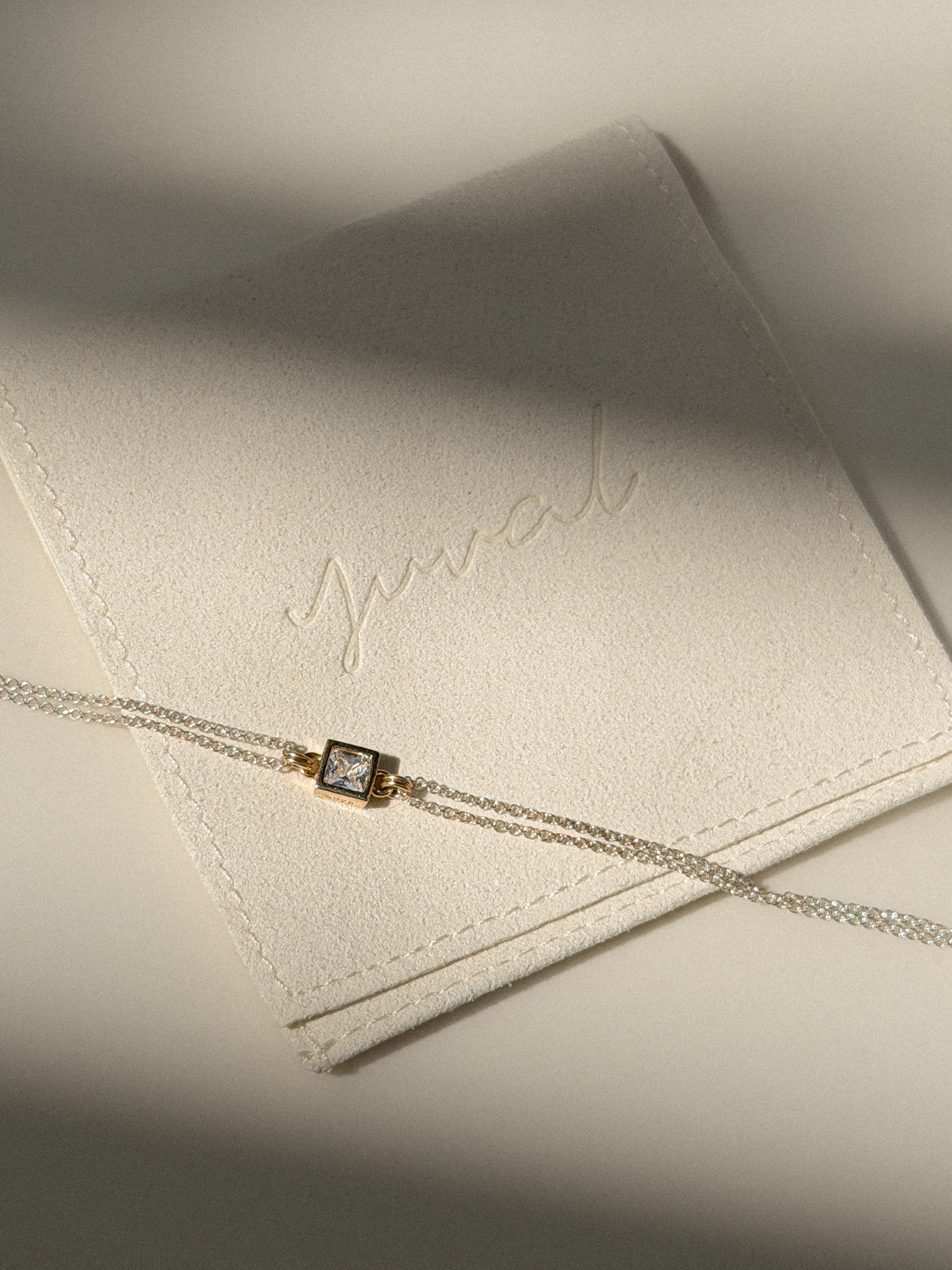 צמיד רוברט מיקס