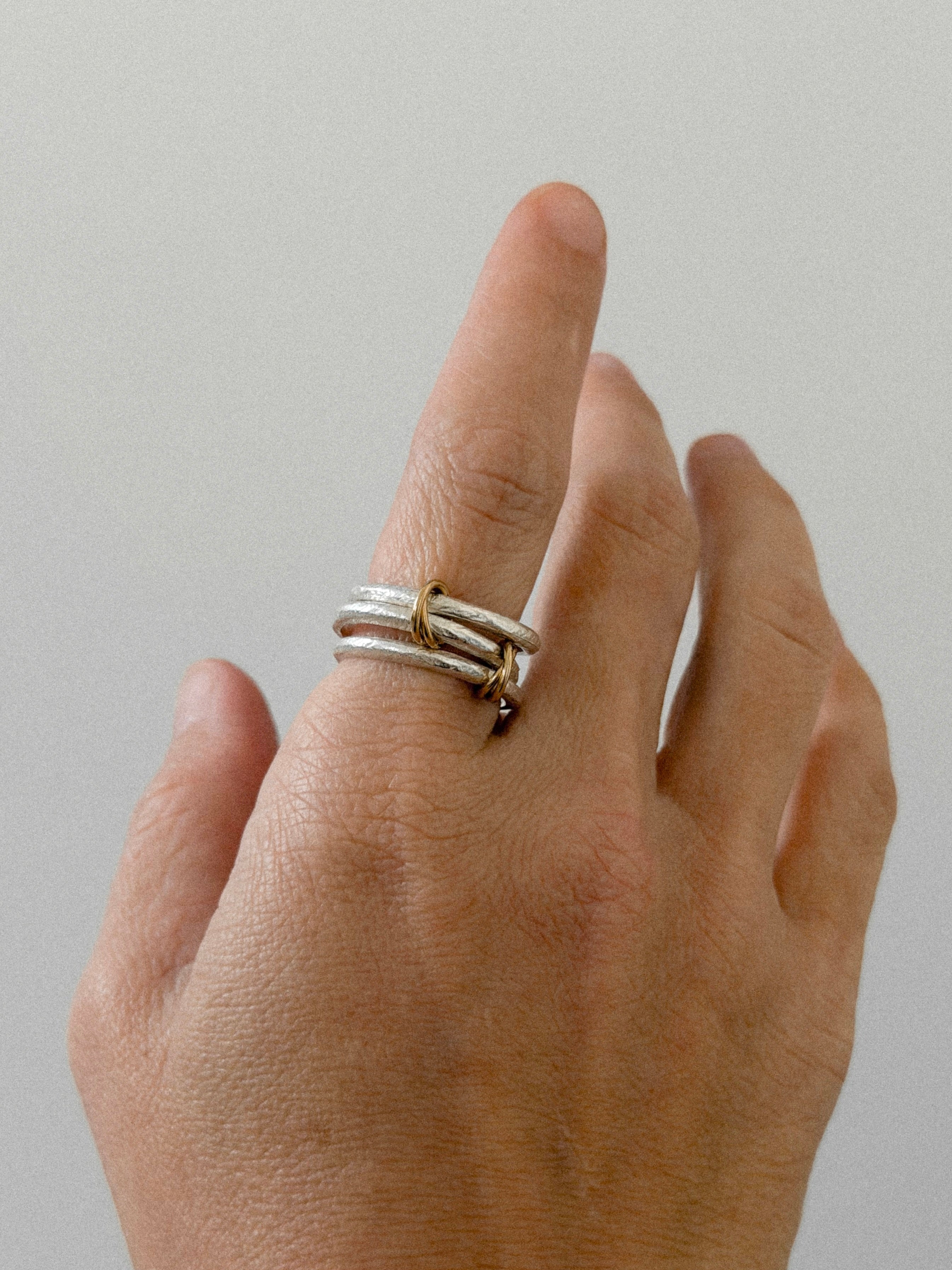 טבעת ליאו מיקס