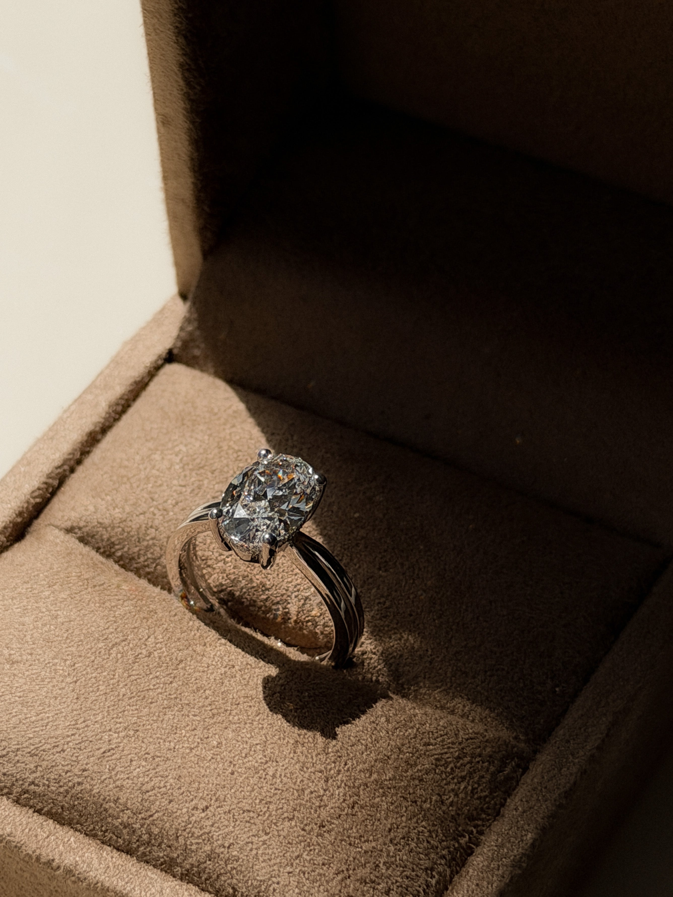 טבעת יהלום משולב הידן היילו