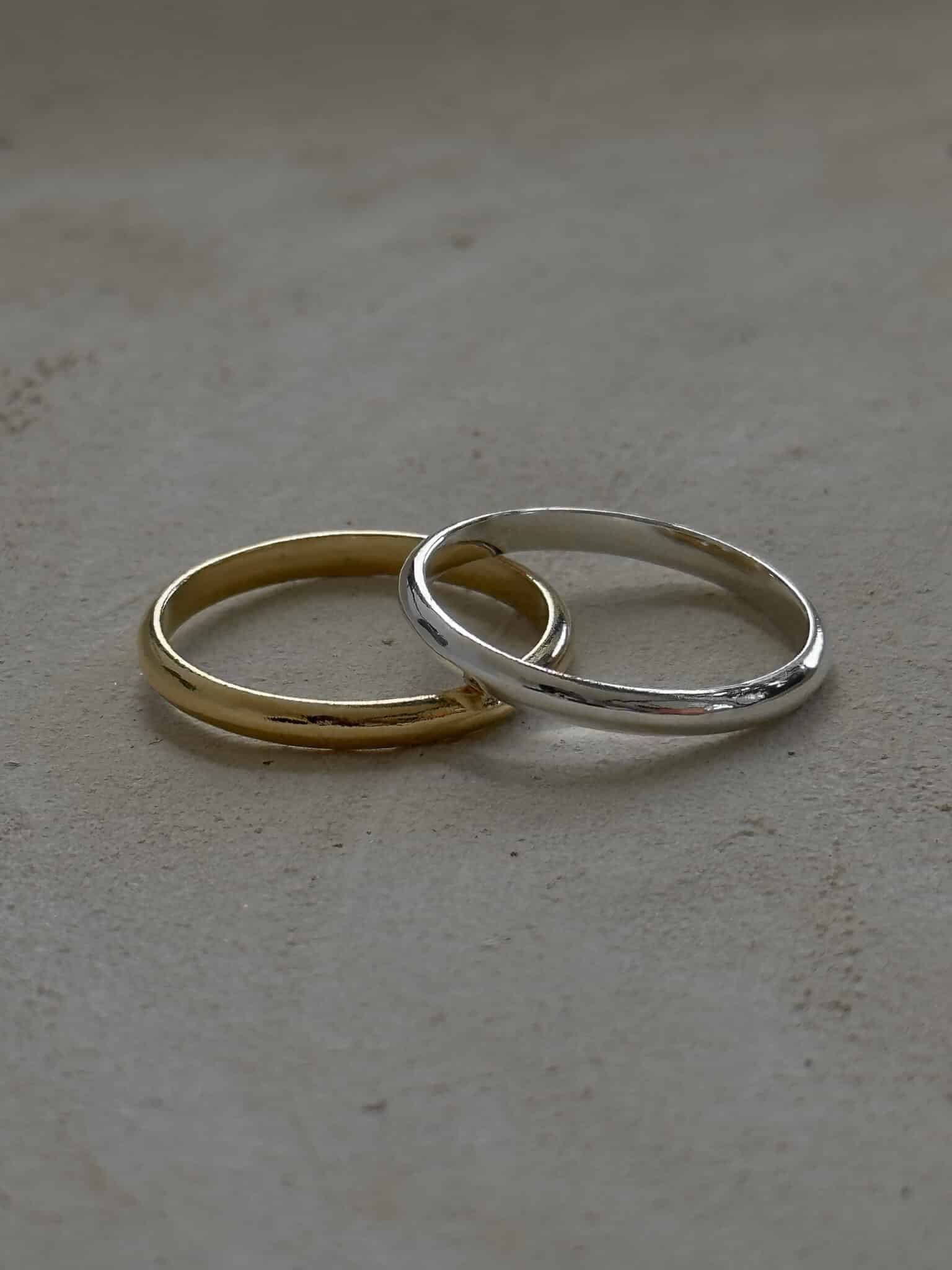 טבעת נישואין 2.5 מ"מ חצי עגול צהוב