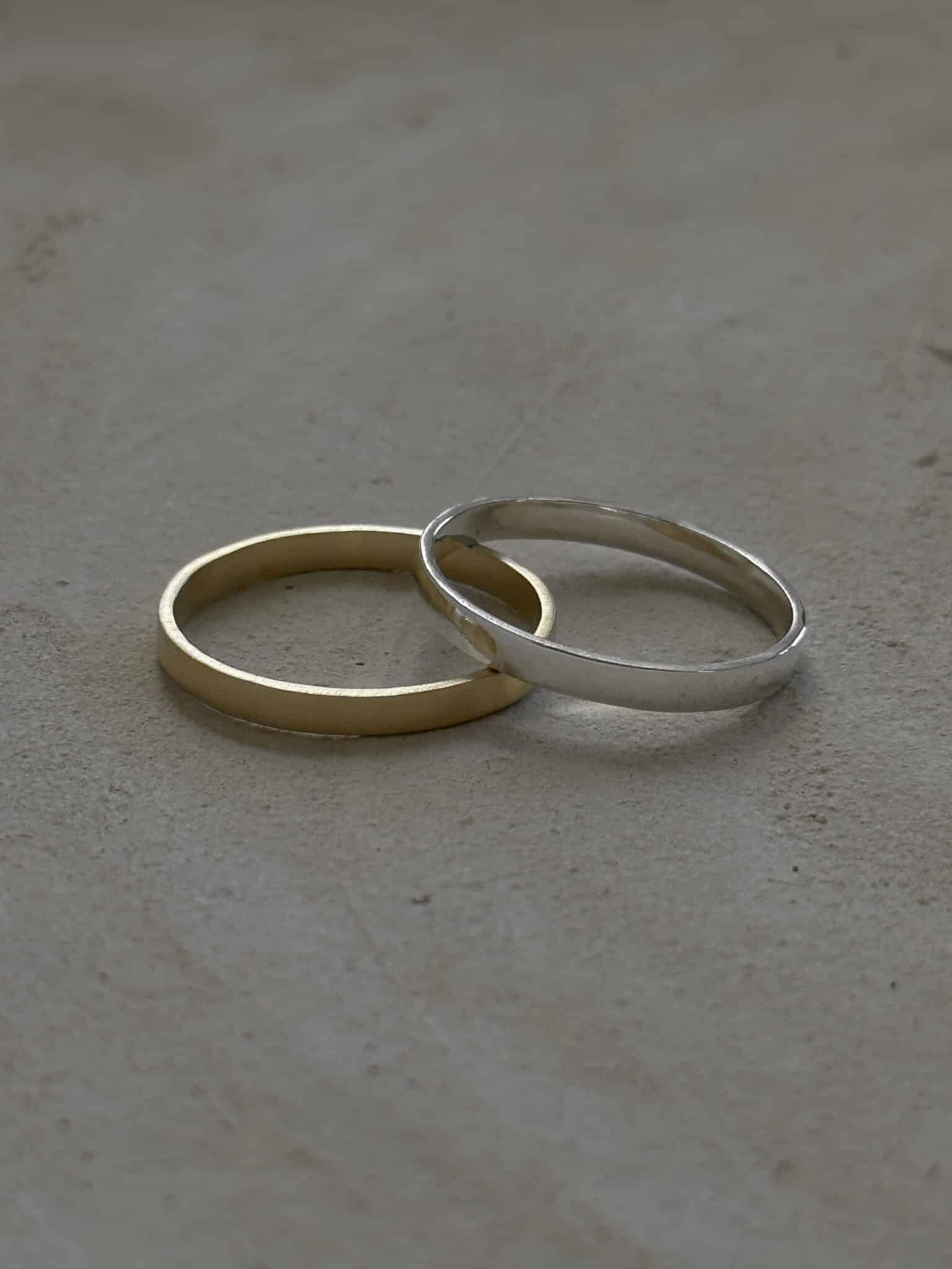 טבעת נישואין 2.5 מ"מ מלבני לבן