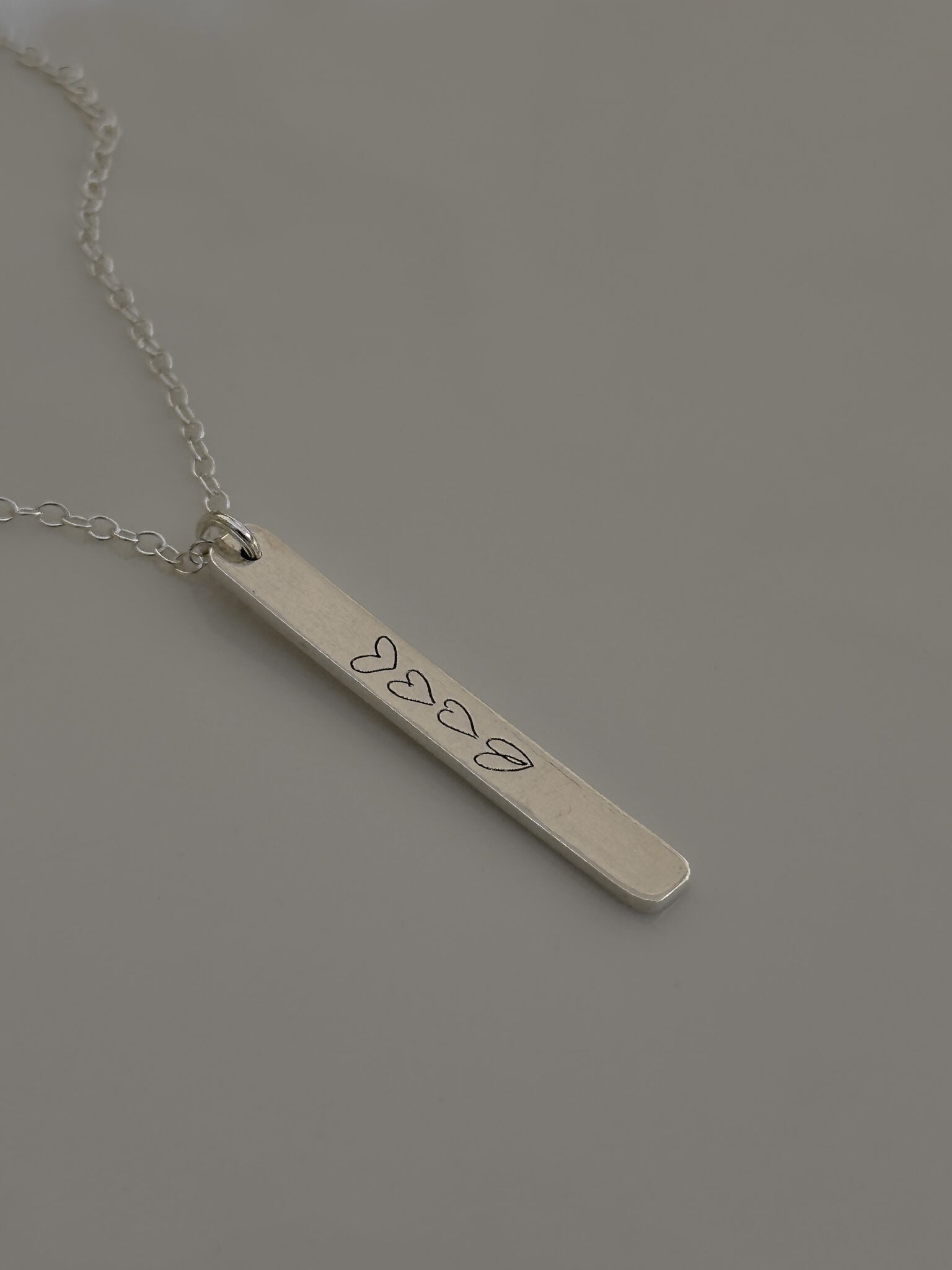 שרשרת חריטה תליון מאונך כסף