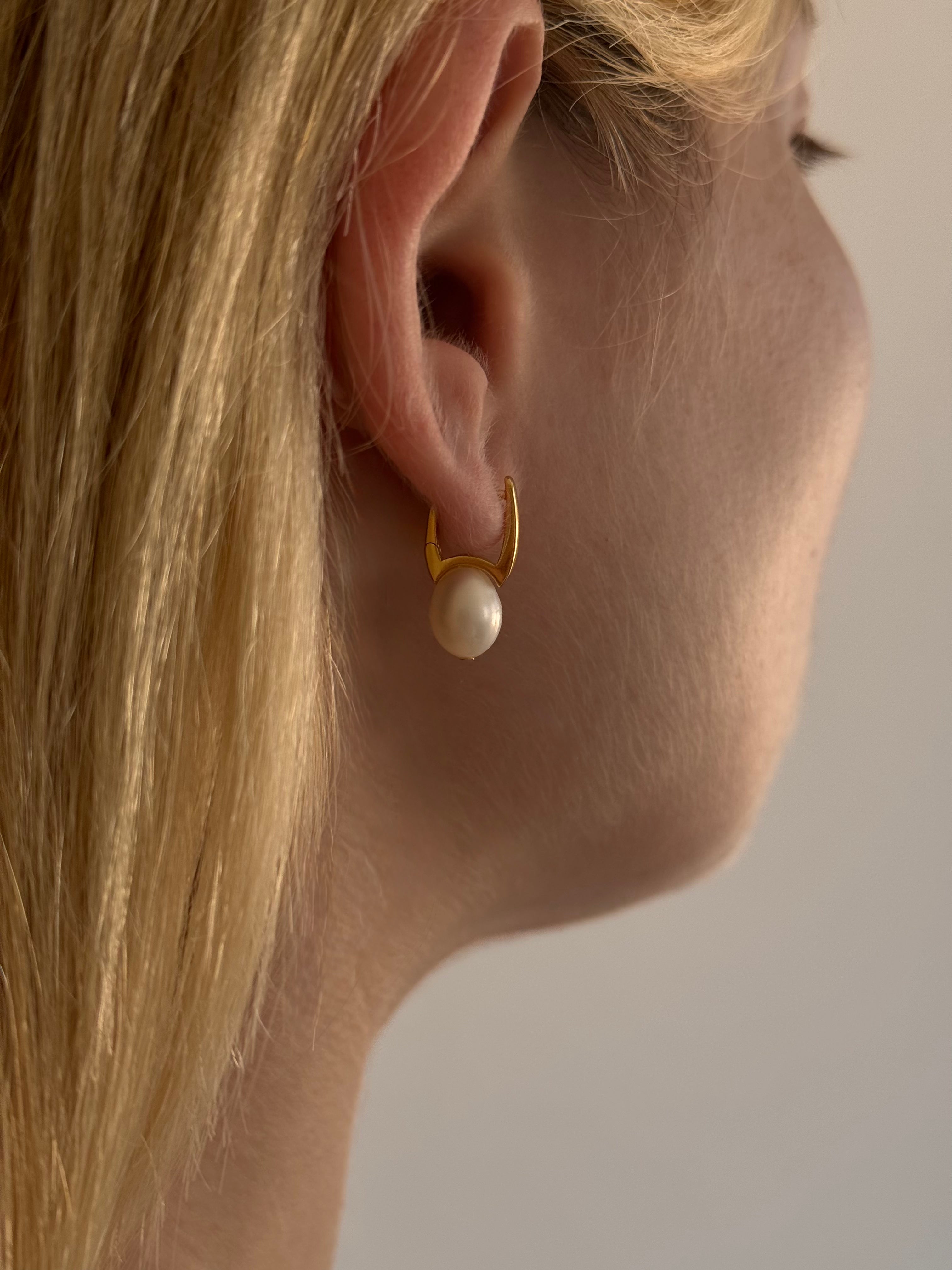 עגילי ליב גולד