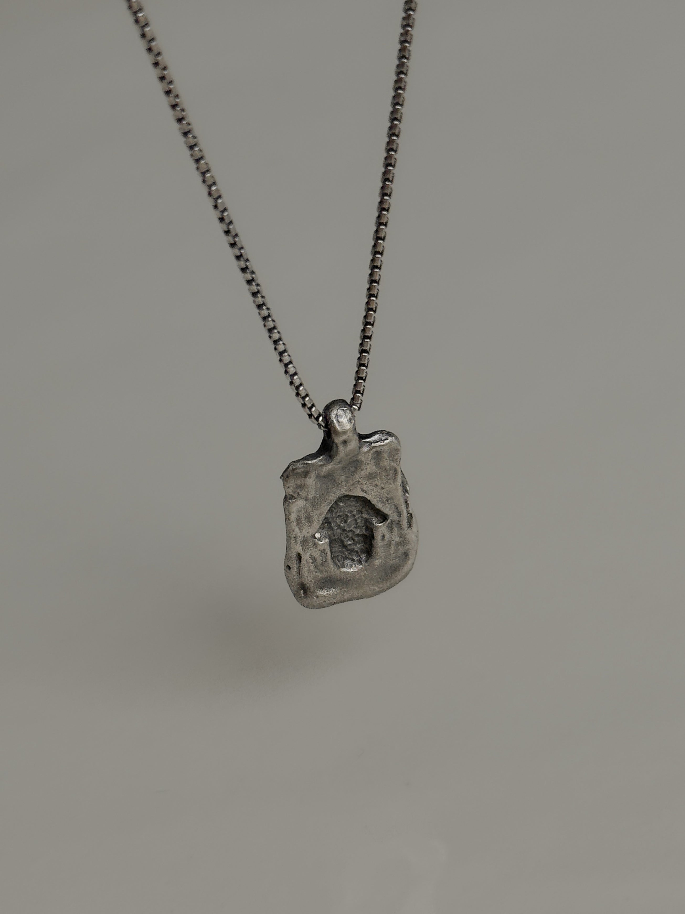 שרשרת קאנה כסף מושחר