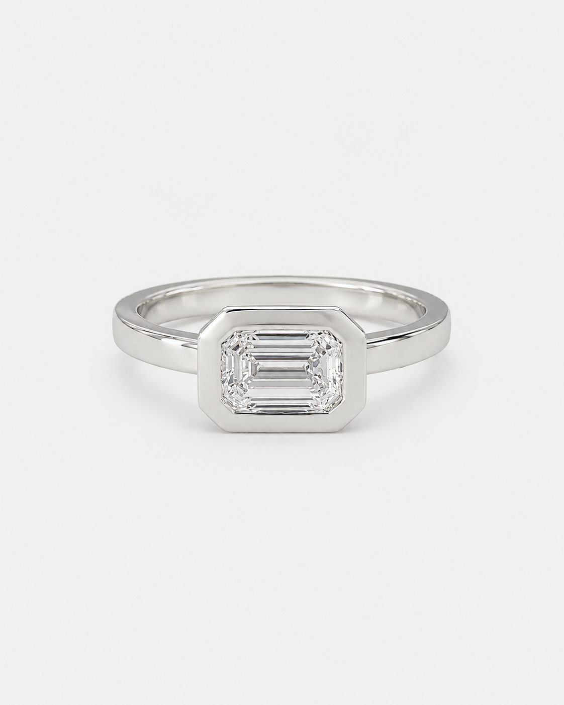 טבעת אמרלד בשיבוץ מאוזן