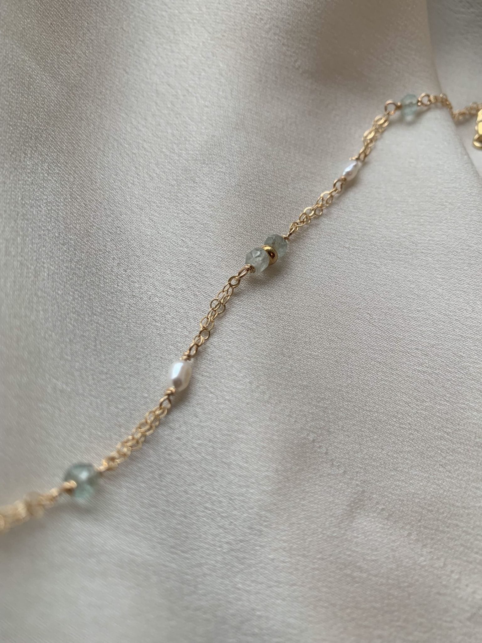 צמיד נור אקווה 14K