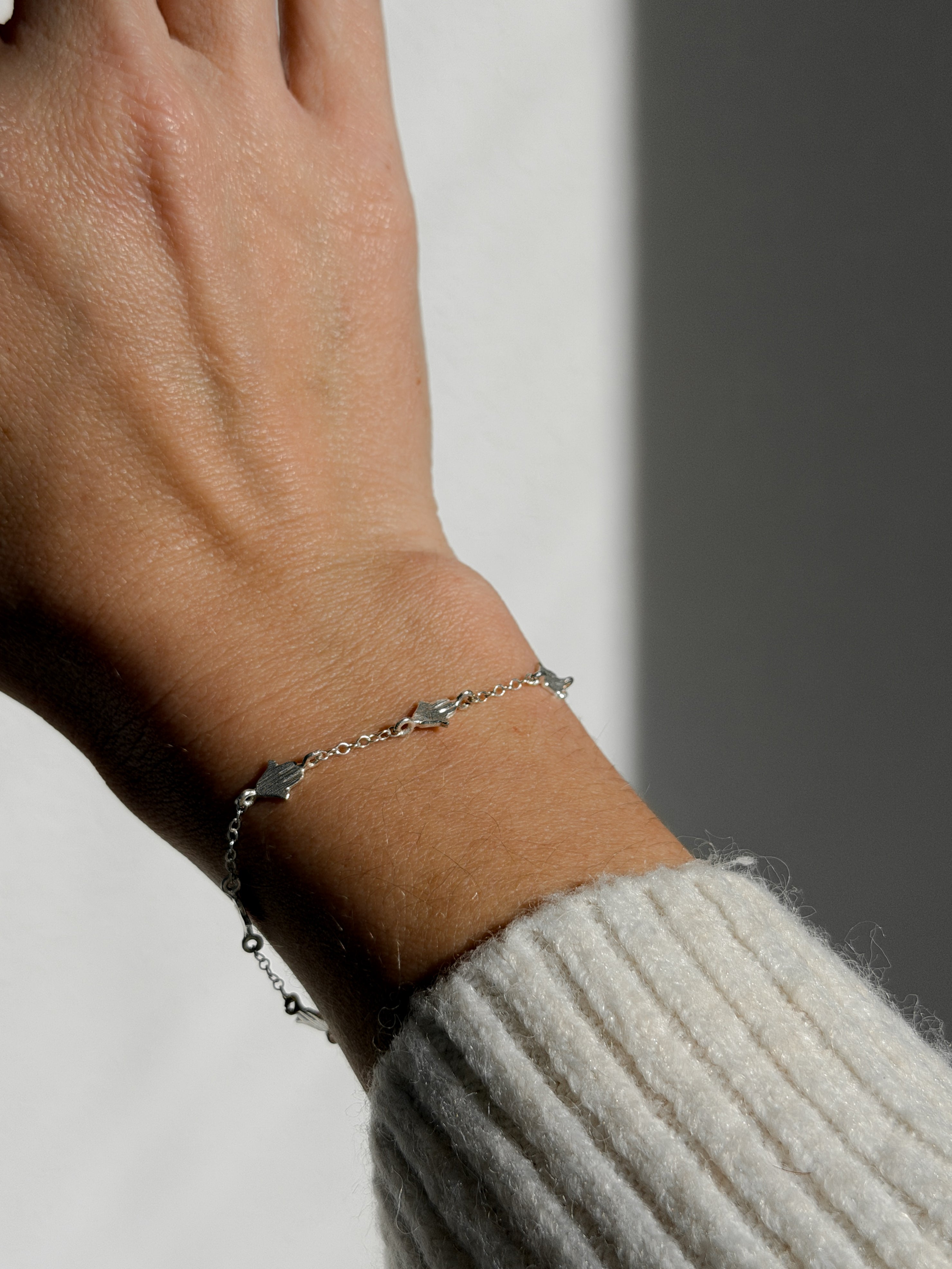 סט צמידי חמסות מיקס בהנחה