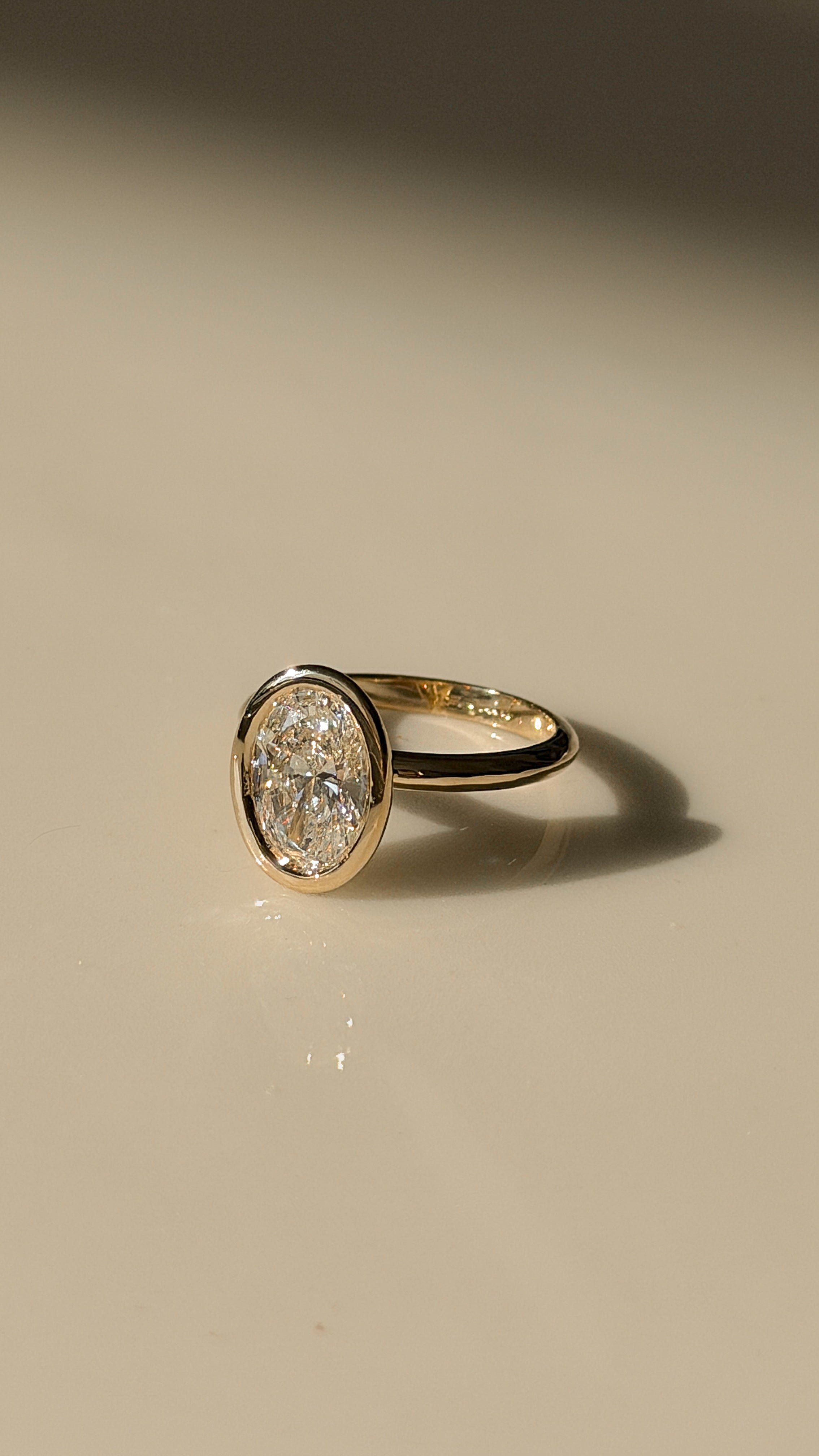 טבעת יהלום שיבוץ באזל שלם