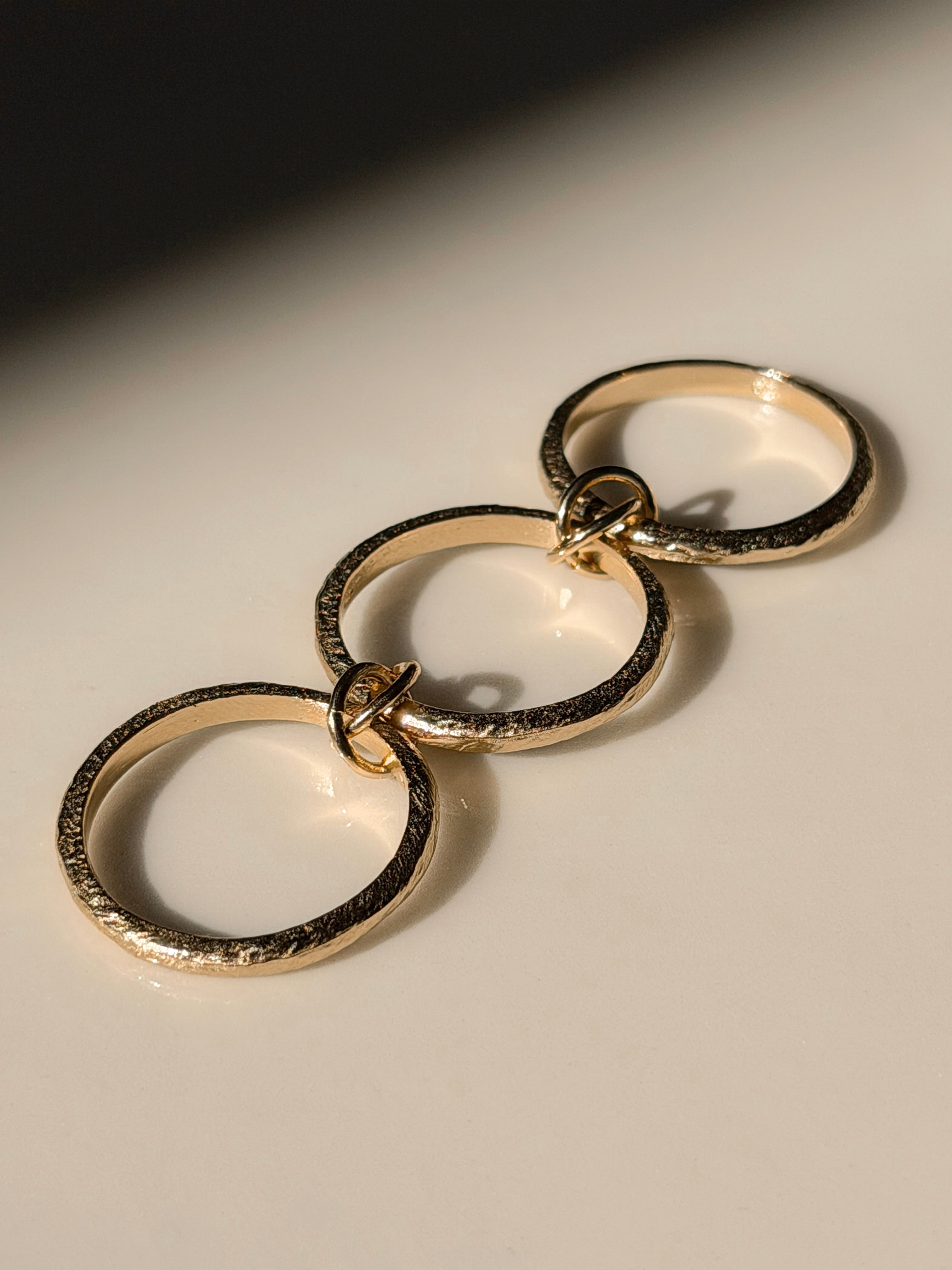 טבעת ליאו גולד