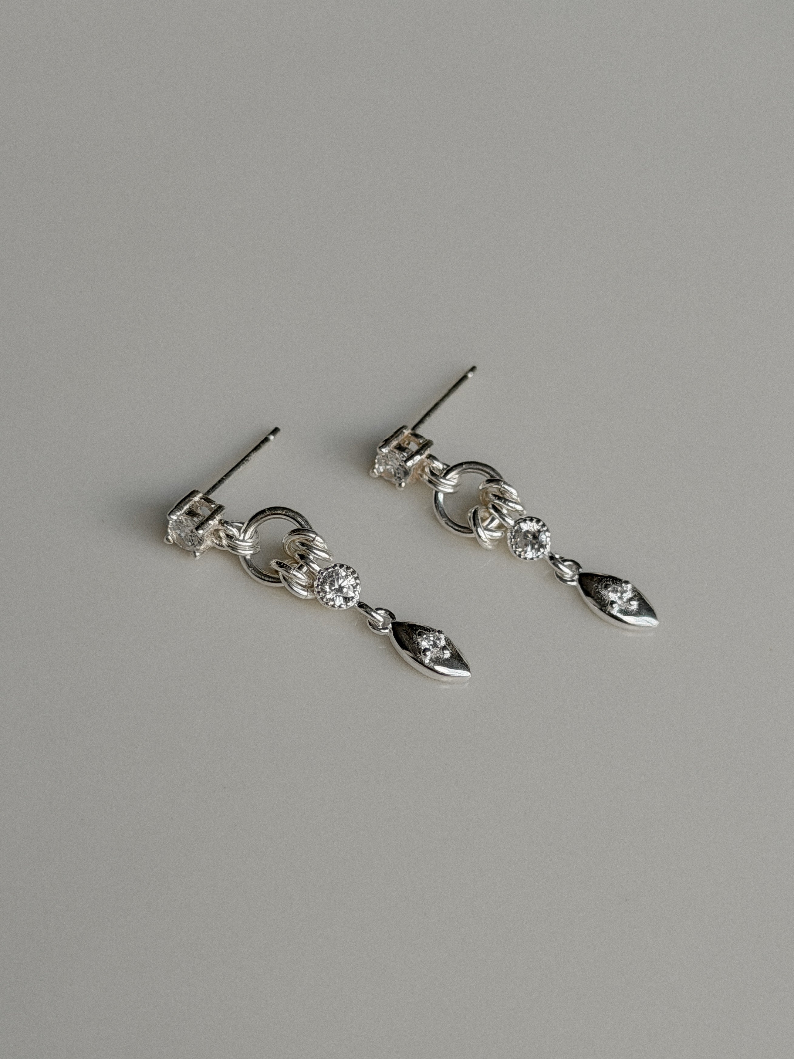 עגילי לאוני כסף