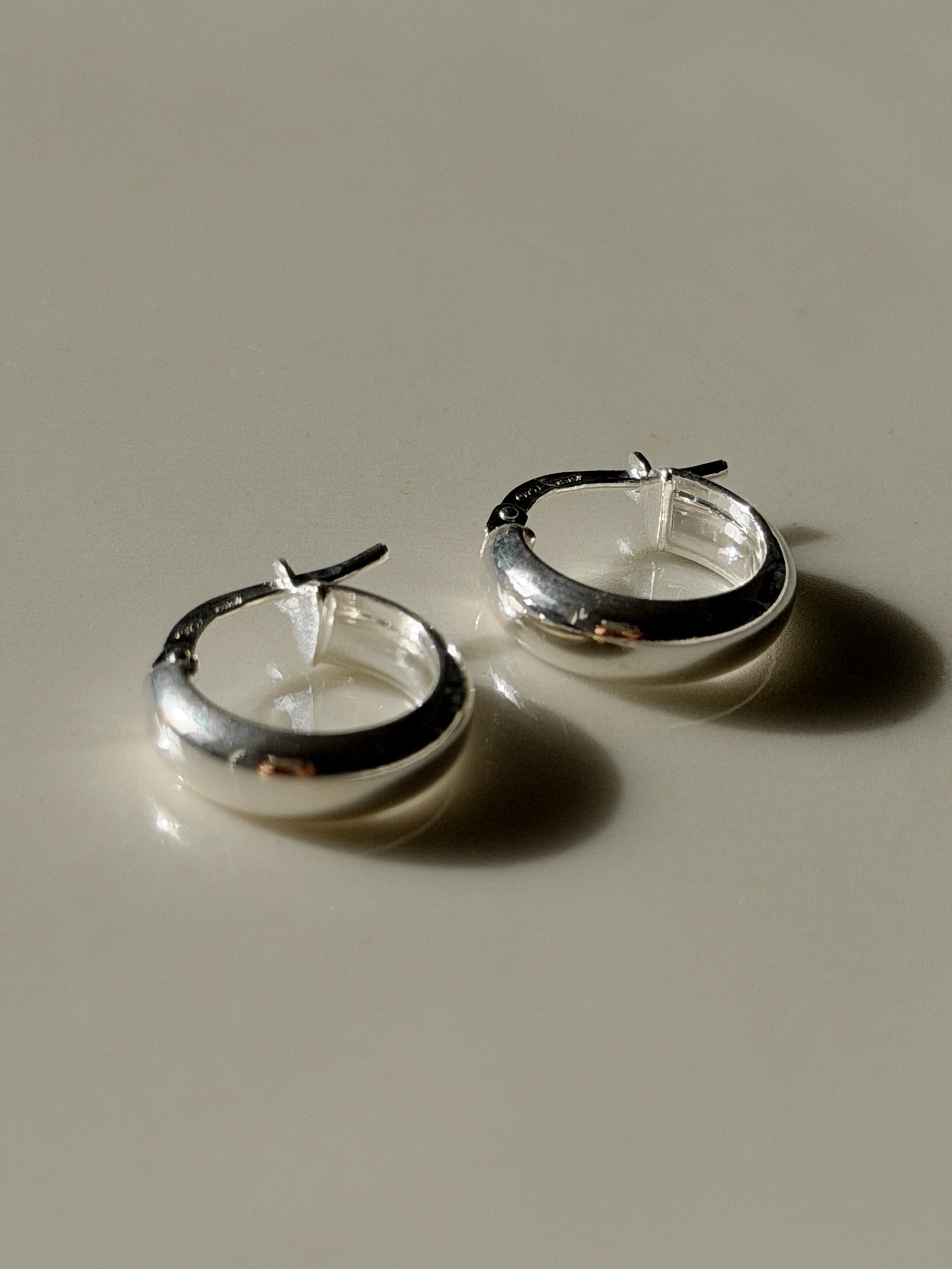 עגילי אבריל S כסף