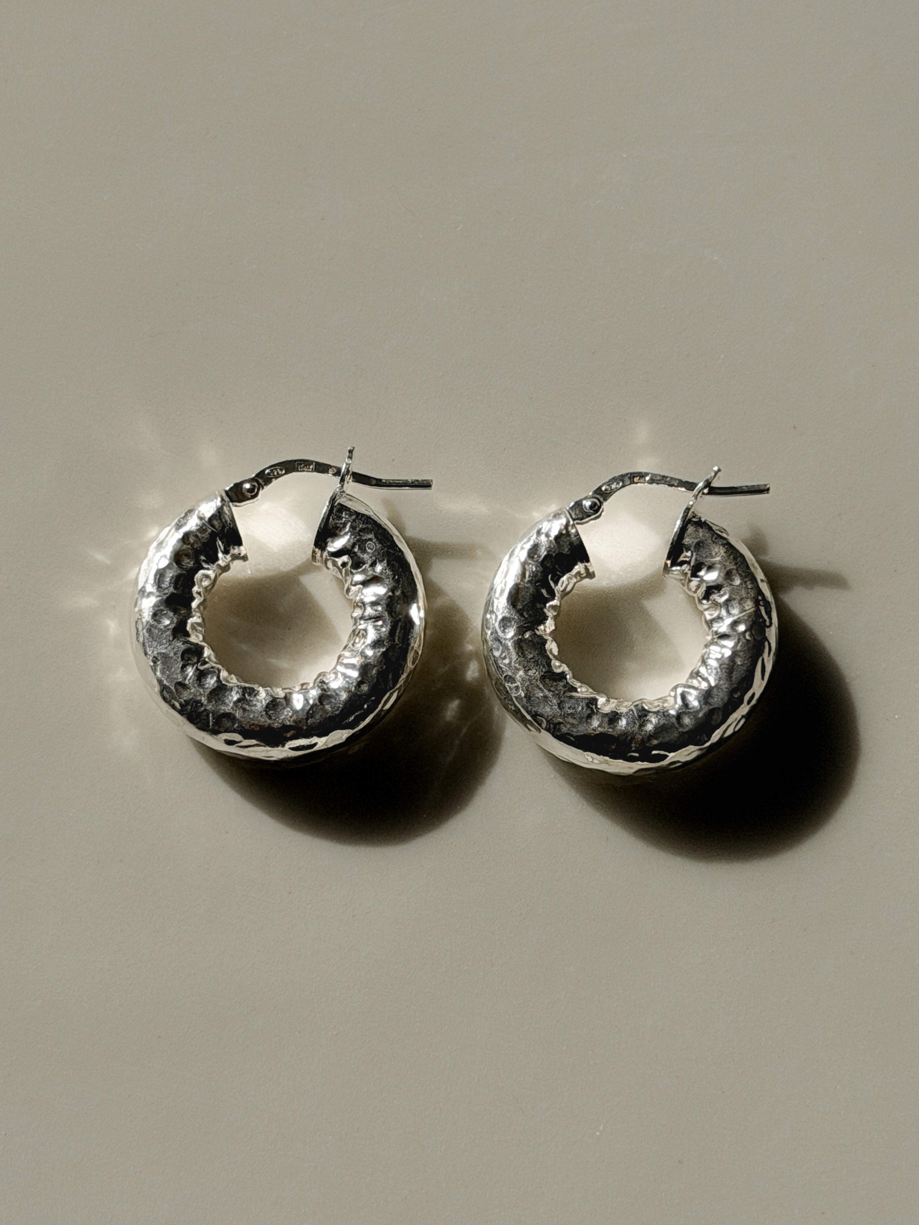 עגיל רוקי L כסף