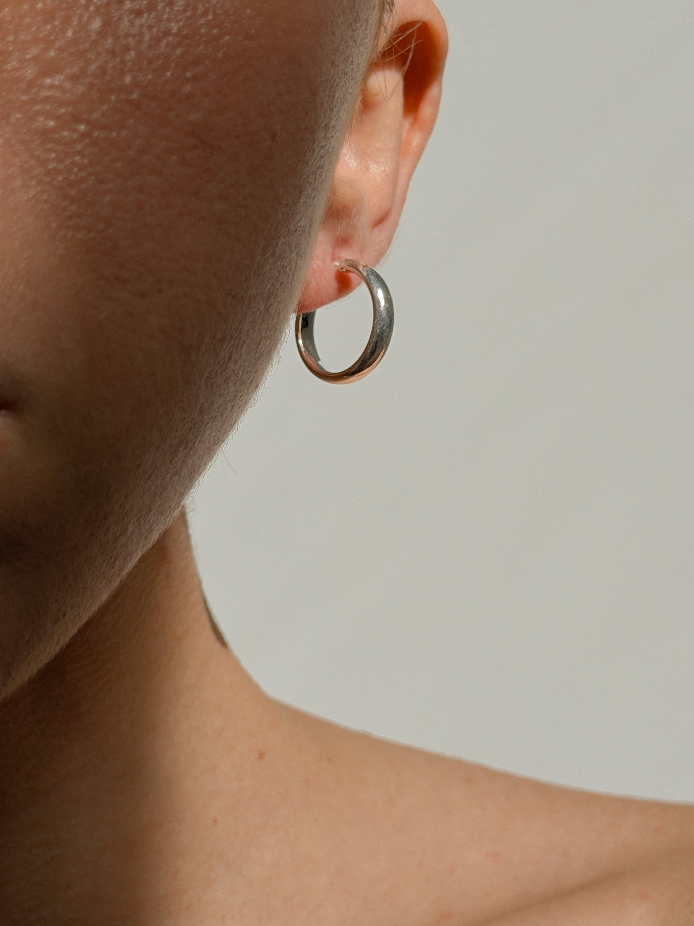 עגילי אבריל L כסף